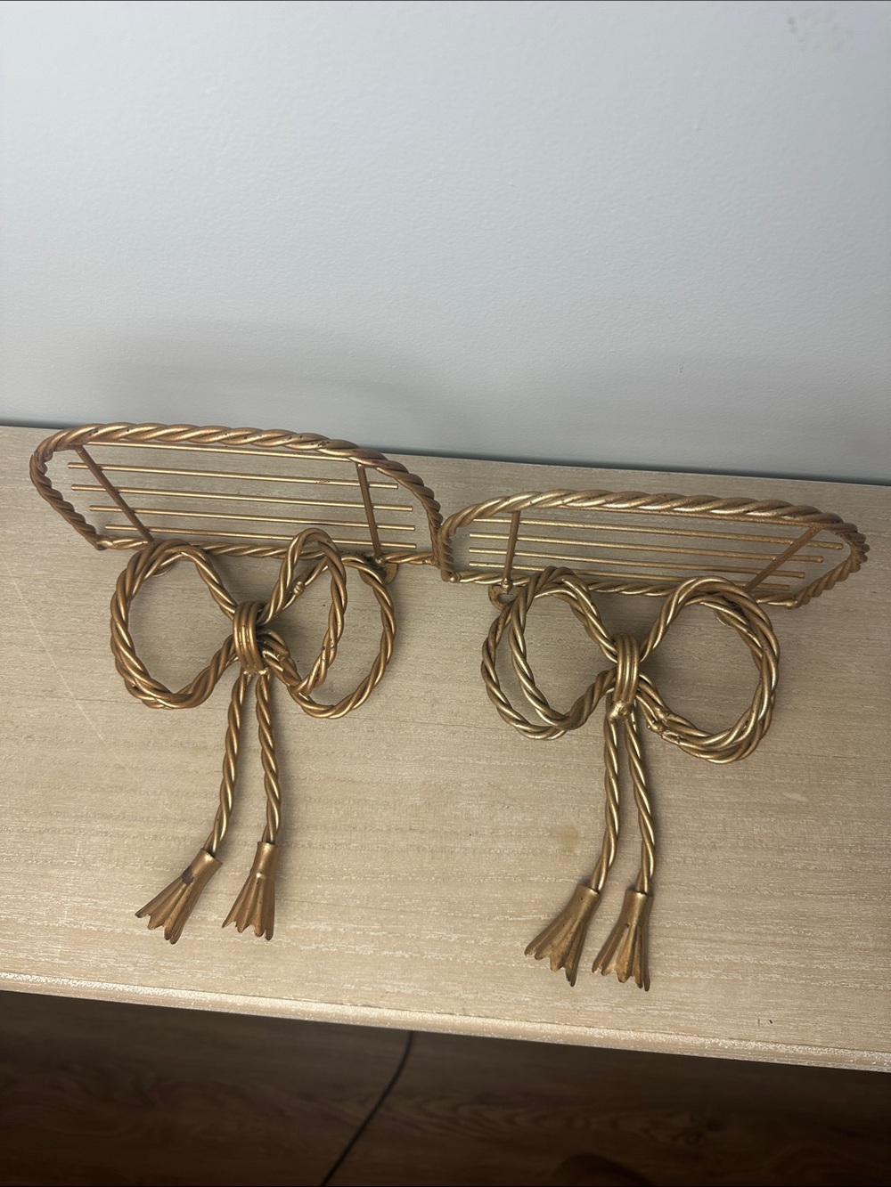 Homco MCM Gold Rope Bow Wall Display Shelves - Pair - Picture 5 of 6